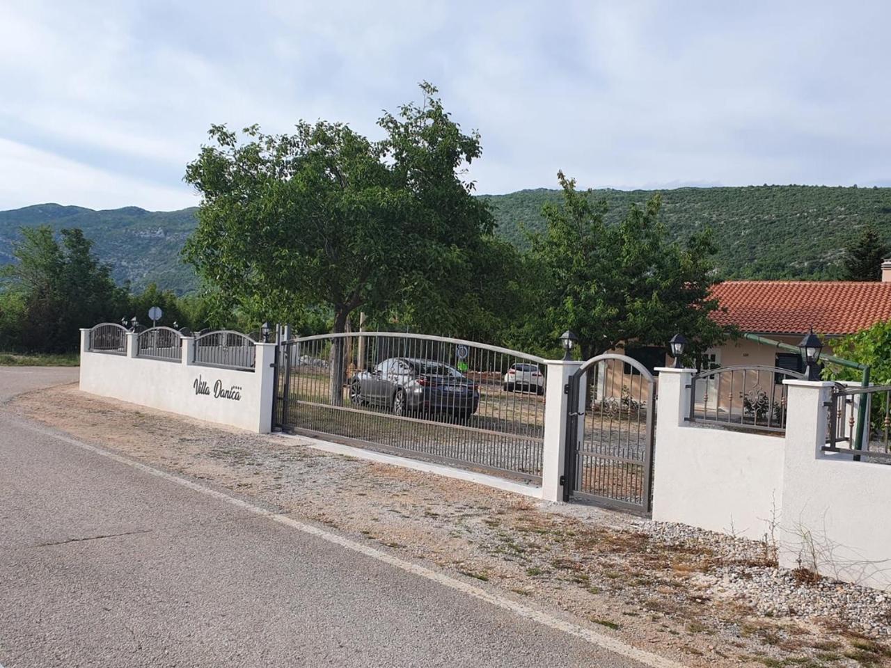 Holiday Home Danica Ozici Esterno foto