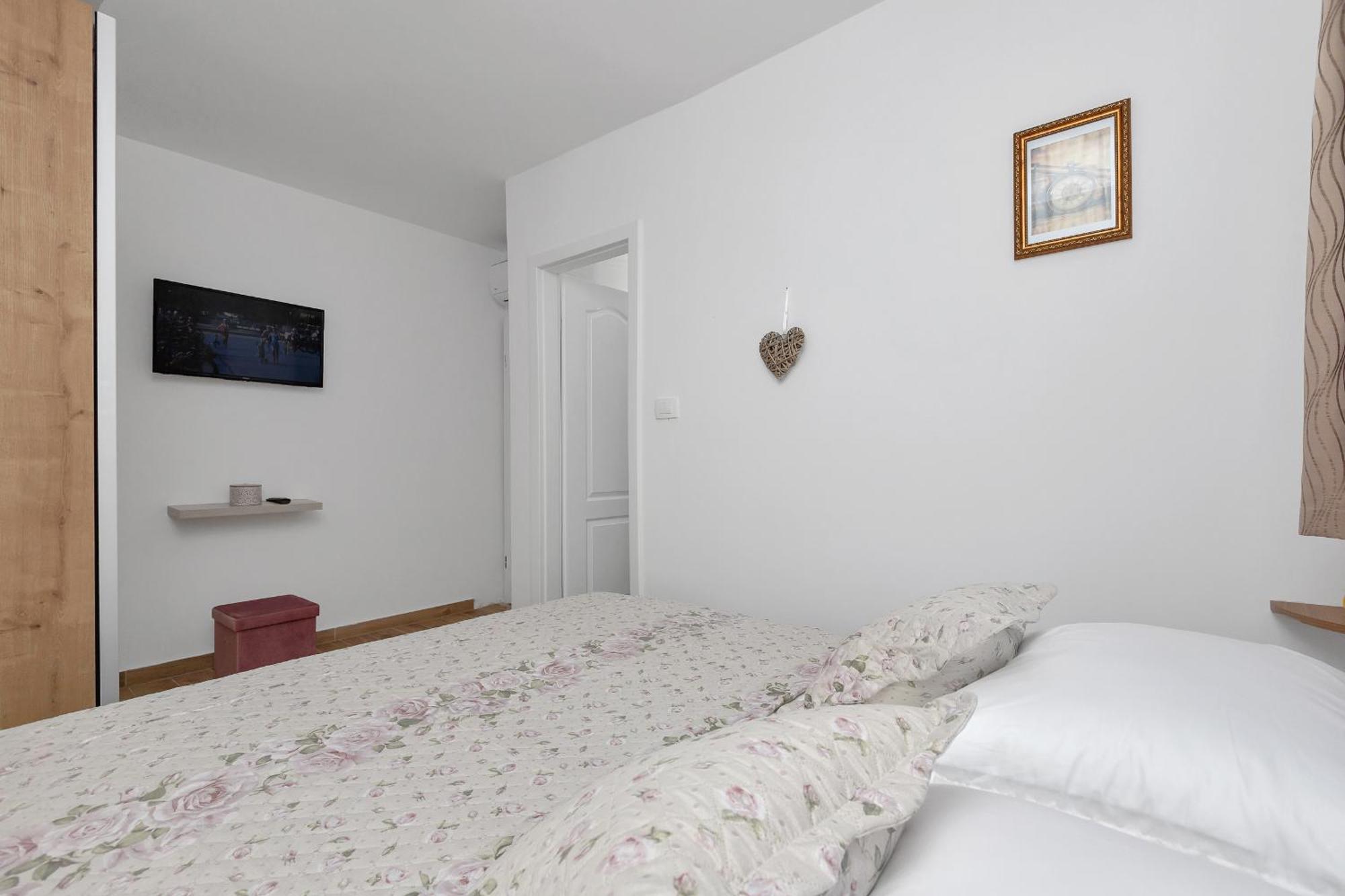 Holiday Home Danica Ozici Esterno foto